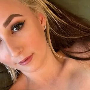 dz-ella thumbnail #6095295