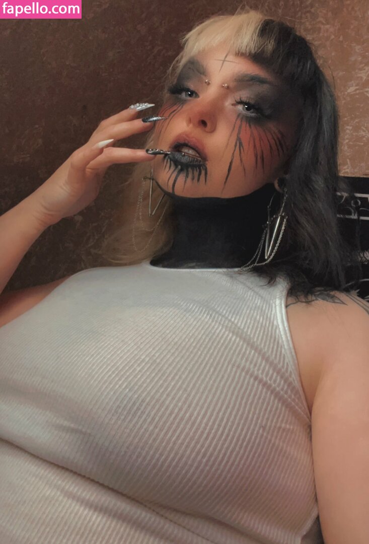 EightBitBabe-2