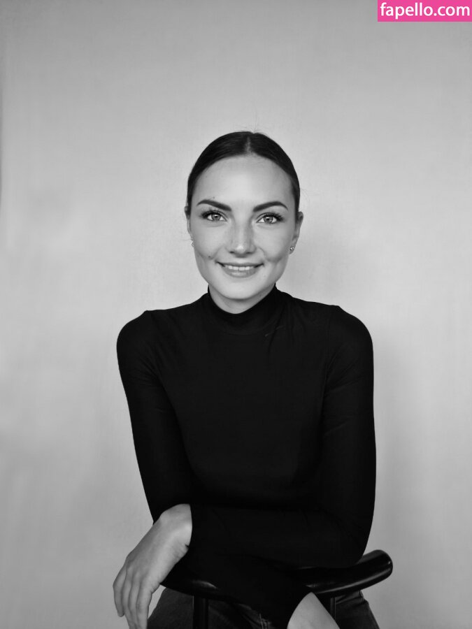 Elenacaro-2