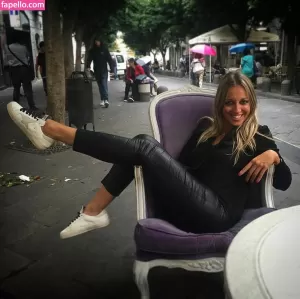 elenamici thumbnail #1792774