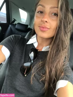 elizabeth-sentbyeros thumbnail #1796277
