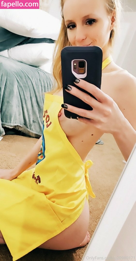 Elle Dainty-1