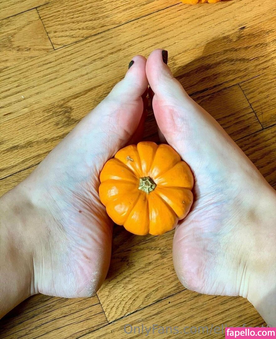 ellesfeet8-1