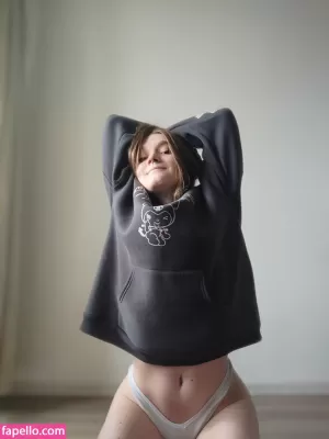 elsasingular thumbnail #5869582