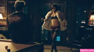 emily-blunt thumbnail #605790