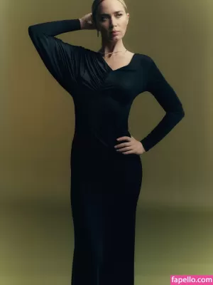 emily-blunt thumbnail #605788