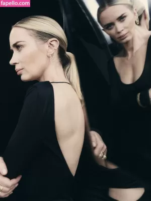 emily-blunt thumbnail #605786