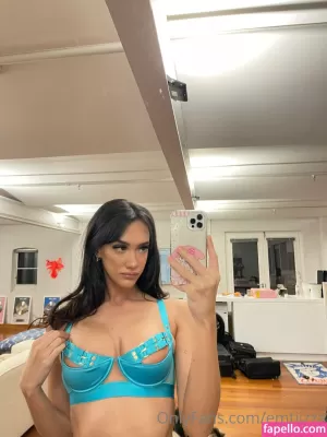 emily-tyrrell thumbnail #3653055