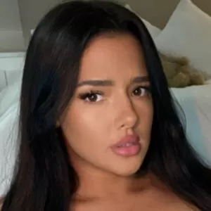 emily-woods thumbnail #1807170