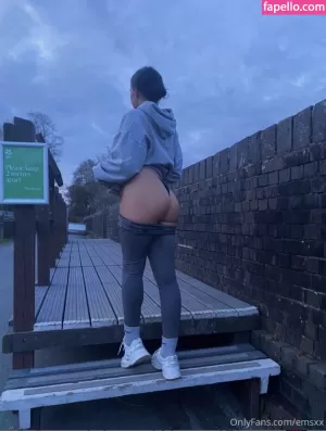emily-woods thumbnail #1807171