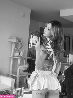 emilythebearrr thumbnail #915460