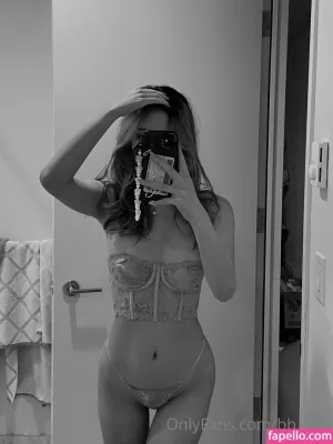 emilythebearrr thumbnail #915458