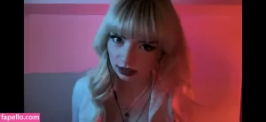 emma-s-myspace thumbnail #5948829