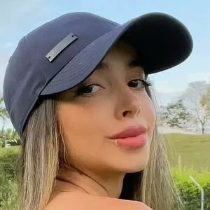 emmybeeh thumbnail #1811085
