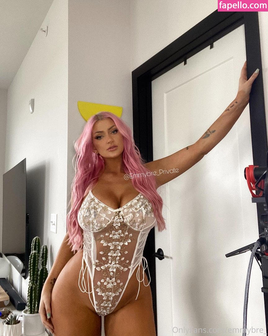 Emmybre-2