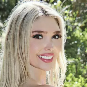 erin-mackenzie-zalan thumbnail #3702401