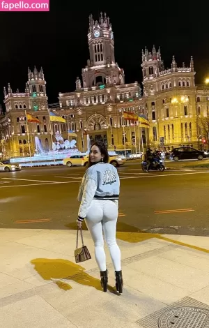 ester-ana thumbnail #1816010