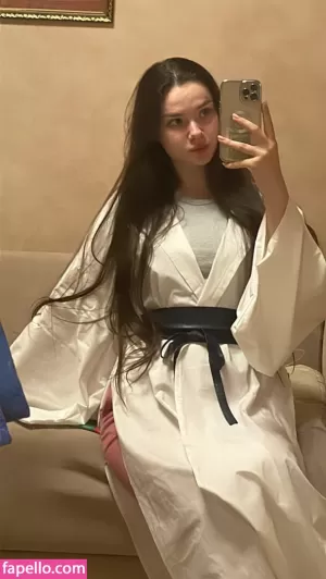 eva-gros-5 thumbnail #4900907