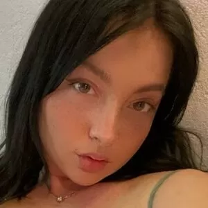 eva-marmella-1 thumbnail #503048