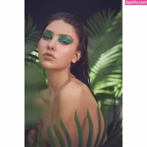eva-shakun thumbnail #5416027