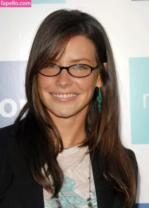 evangeline-lilly thumbnail #758242