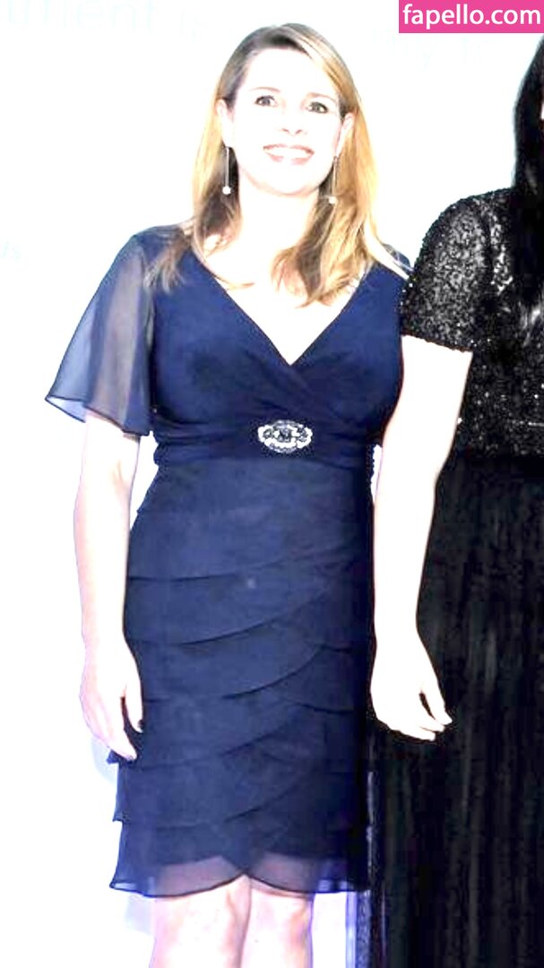 Faye Barker-1