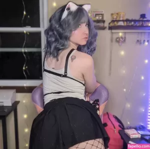 finaru thumbnail #1830307