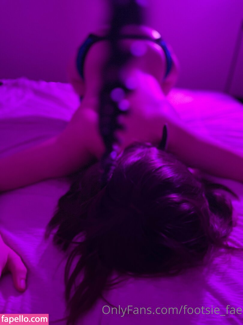 footsie_fae-2