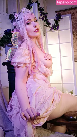 freearakamelia thumbnail #6114306
