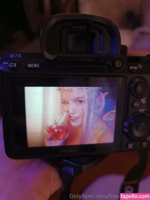 freearakamelia thumbnail #6114302