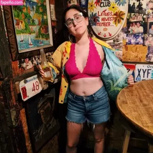 gaby-dunn thumbnail #1844343