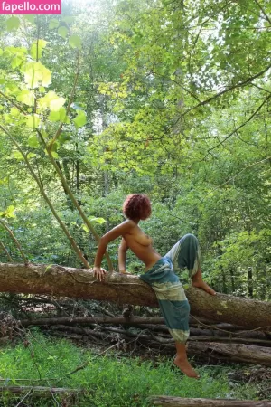 gaia-love thumbnail #1844546