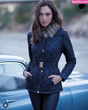 gal-gadot thumbnail #89121