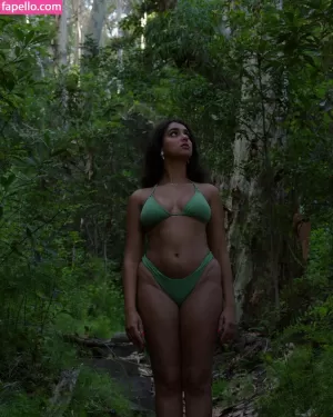 geraldine-viswanathan thumbnail #1847499