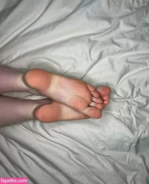 german-nurse-feet thumbnail #3450188