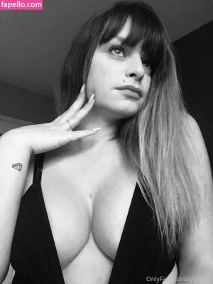 gina001 thumbnail #6057852
