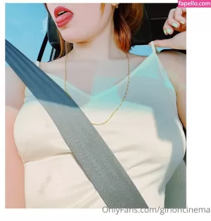 girloncinema thumbnail #408070