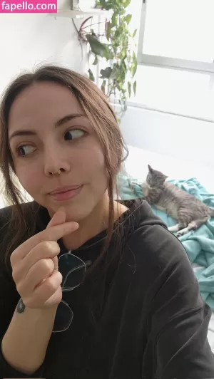 goddess-mell thumbnail #6077394