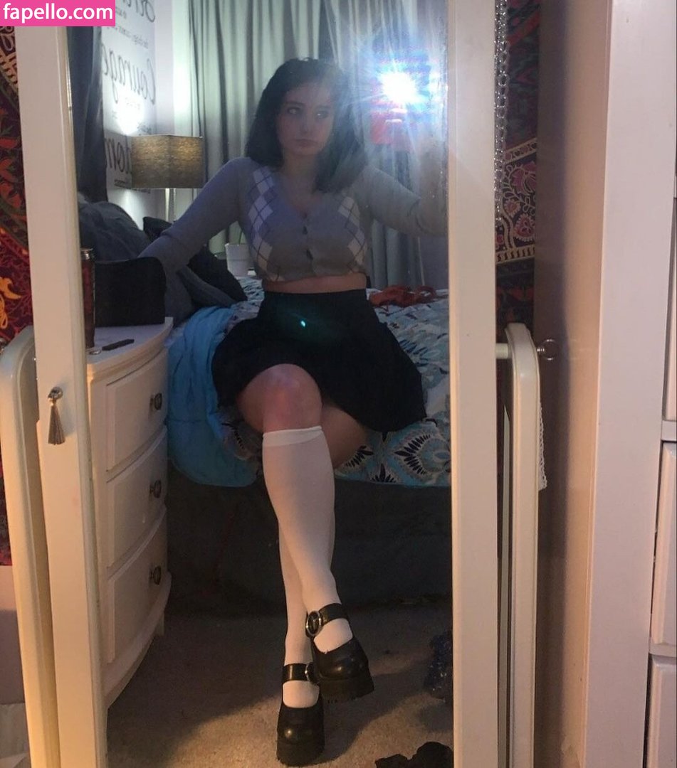 Gothicbratgf-1