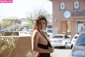 guillian thumbnail #1859105
