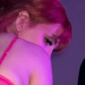 hailey-humps thumbnail #6036718