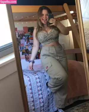 haley-e thumbnail #3492565