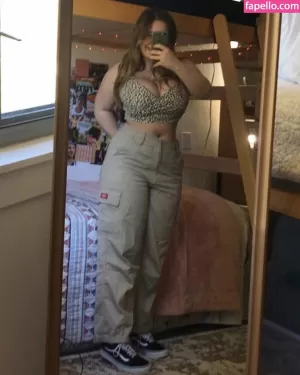 haley-e thumbnail #3492563