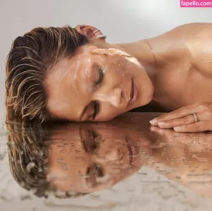 helene-fischer-fakes thumbnail #6120325