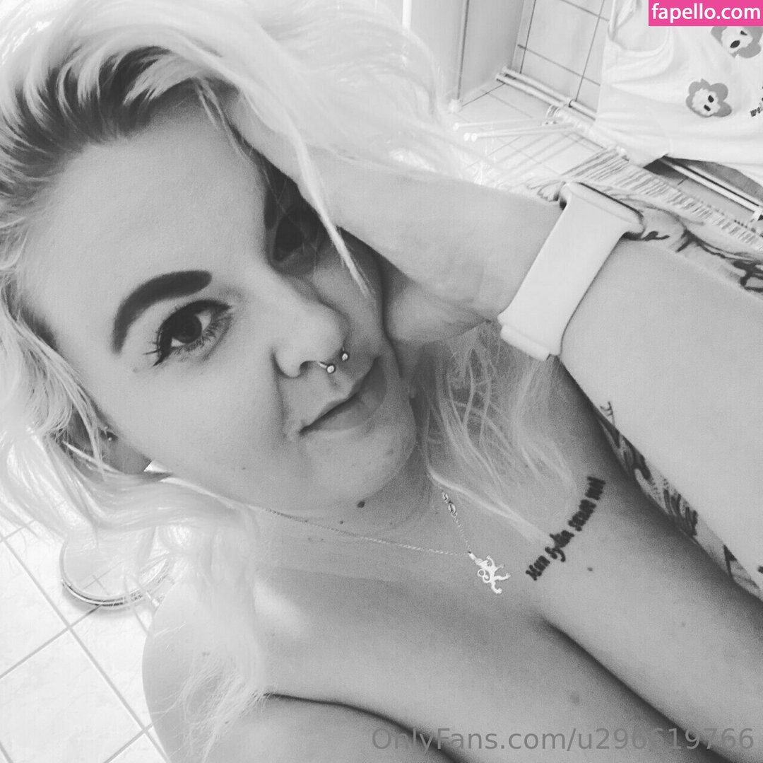 heyhotheidifree-2