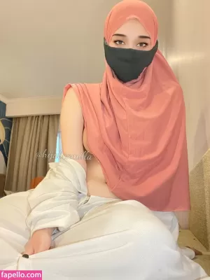 hijab-camilla thumbnail #3785993