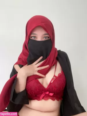 hijab-camilla thumbnail #3785988