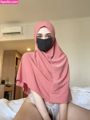 hijab-camilla thumbnail #3785897