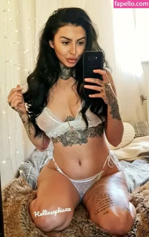 hollie-stafford thumbnail #757765
