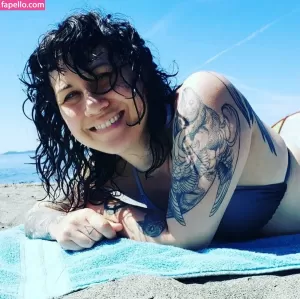holly-conrad thumbnail #617736